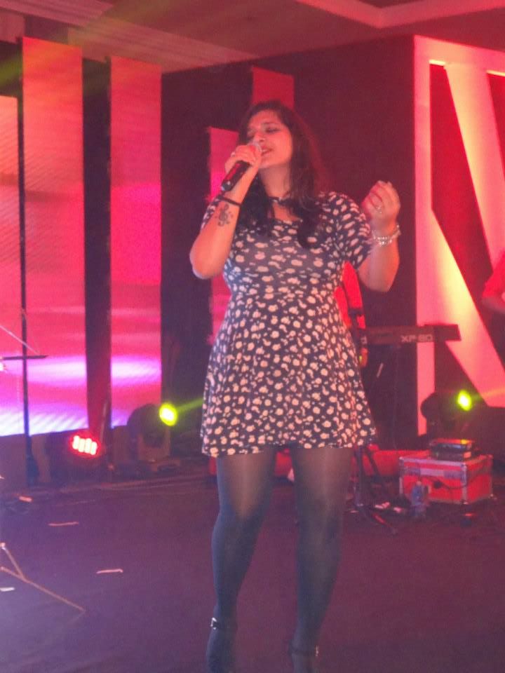female singer udaipur